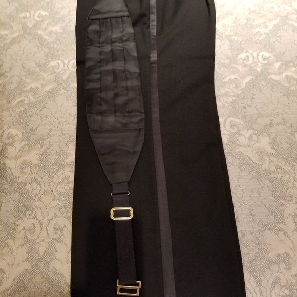 Tuxedo - Picture 2 of 2